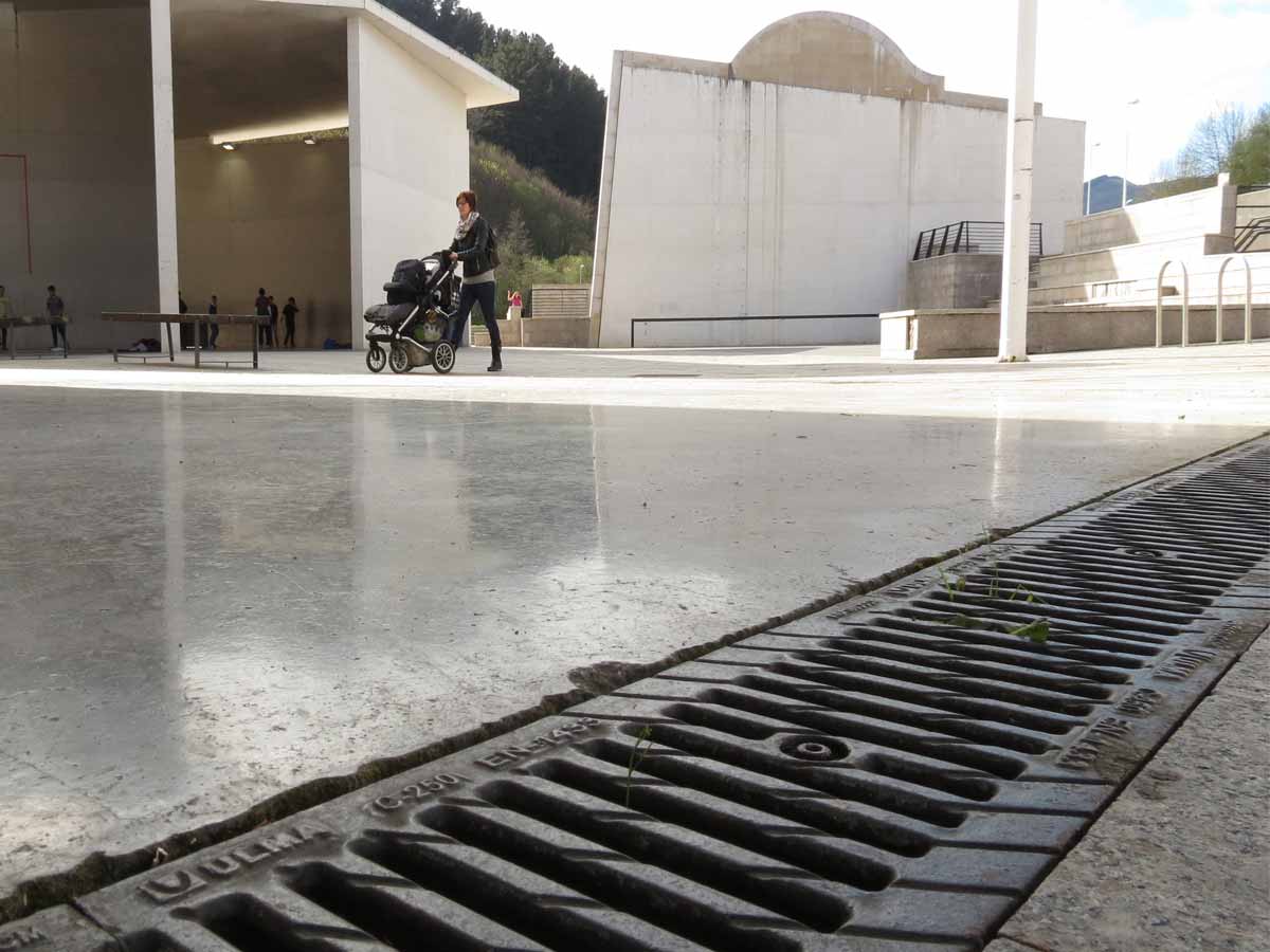 Drenaje ULMA en el Frontón Jorge Oteiza