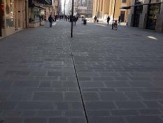 Foto 3 del proyecto Sistemas de drenaje ULMA en Bari, Italia