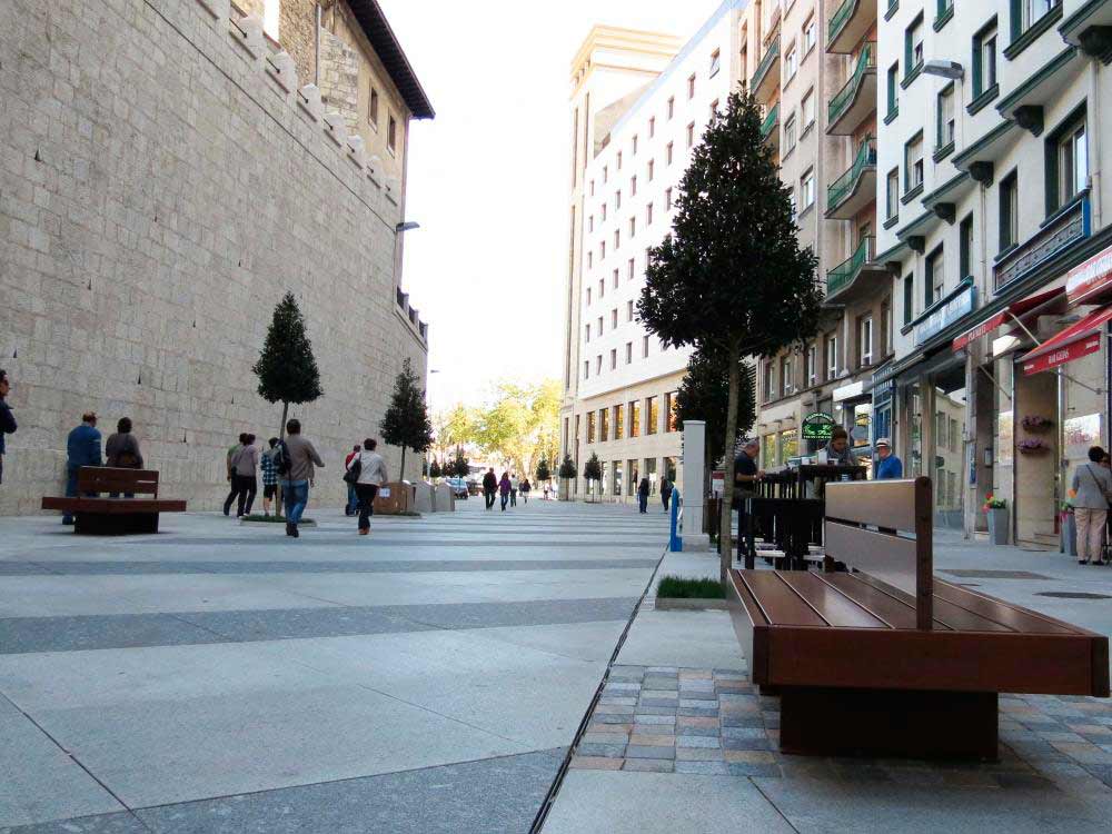 Foto 2 del proyecto Restauración en el centro de Santander con Drenaje de ULMA