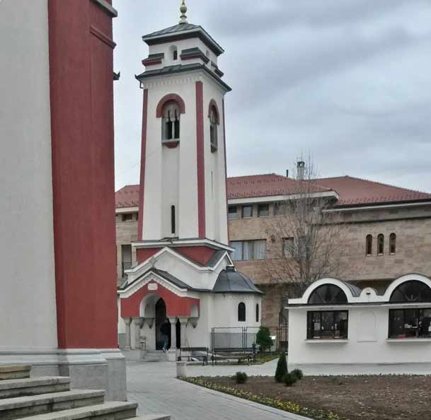 Foto 8 del proyecto Reja ranurada oculta en la iglesia de Kragujevac, en Serbia