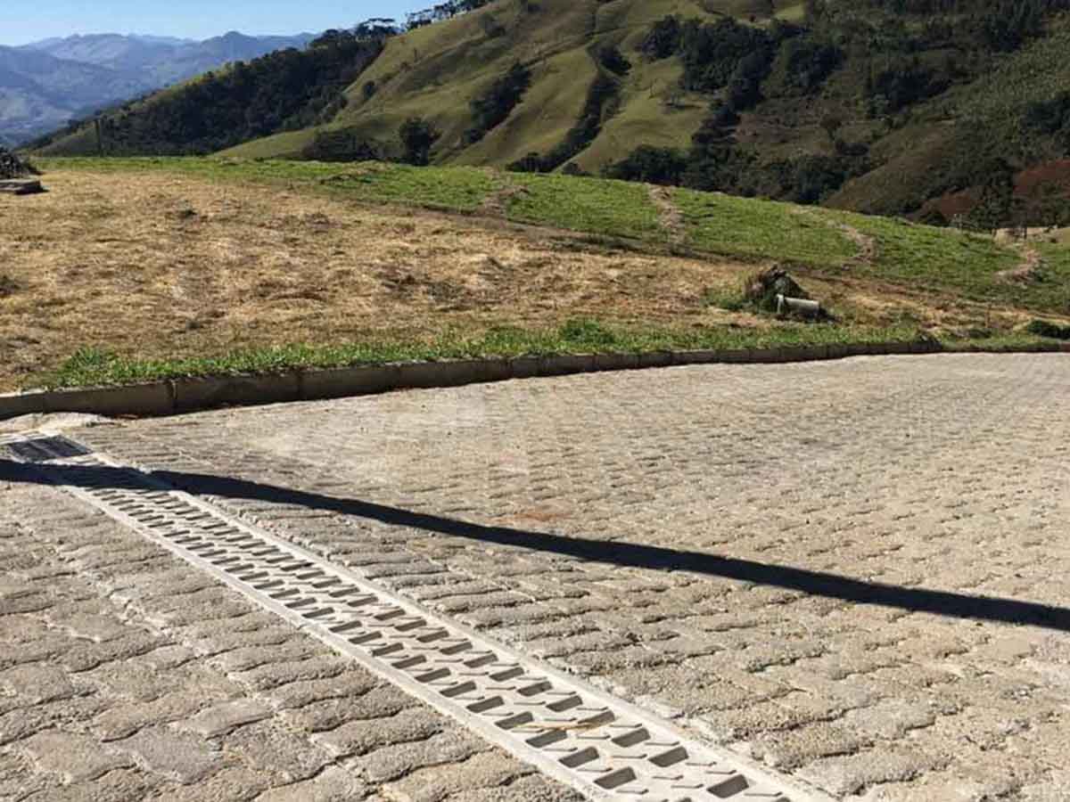 Sistema de drenaje ULMA en el primer Eco-Barrio de Gonçalves, Brasil