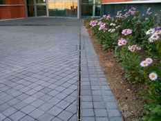 Foto 2 del proyecto Canales de drenaje ULMA en el campus de Getafe