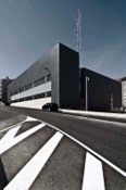 Foto 2 del proyecto Dar verticalidad a fachadas horizontales