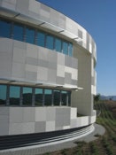 Foto 3 del proyecto Fachada Ventilada ULMA en el Centro de Investigación PROMÁLAGA