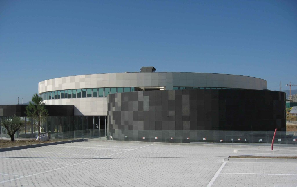 Foto 9 del proyecto Fachada Ventilada ULMA en el Centro de Investigación PROMÁLAGA