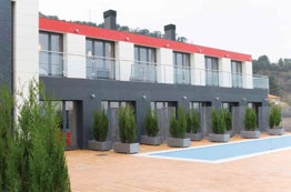 Foto 1 del proyecto Fachada ULMA en Hotel ARBE junto al mar