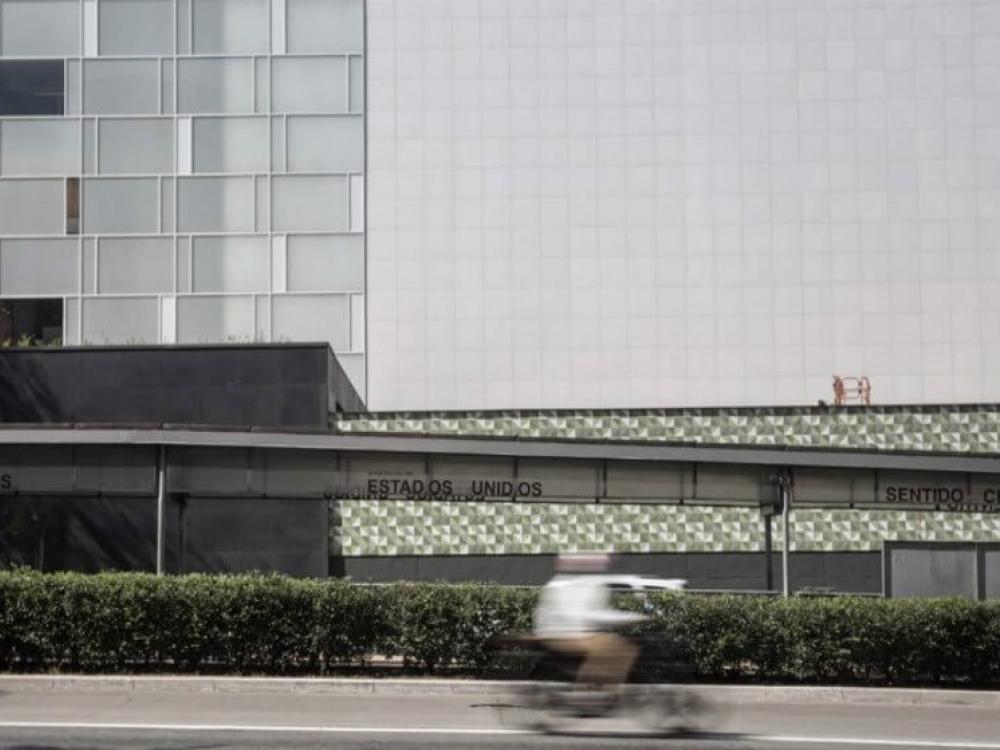 Foto 4 del proyecto Shopping Jardín de Pamplona en Sao Paulo con Fachada Ventilada ULMA