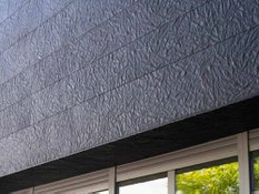 Foto 2 del proyecto Textura PAPEL en la rehabilitación de una escuela en  BIZKAIA