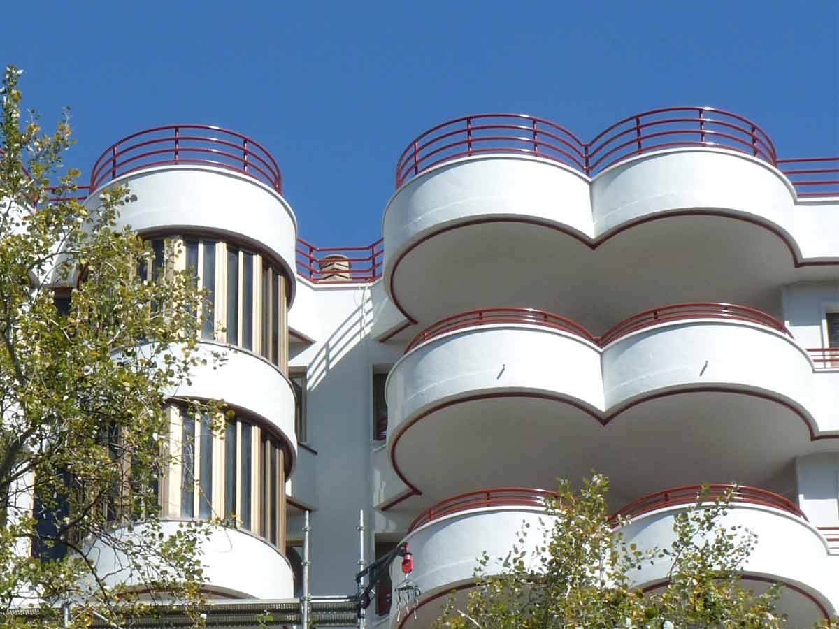 Albardilla curva especial en una rehabilitación residencial