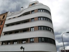 Foto 3 del proyecto Proyecto en Bilbao: albardillas y vierteaguas especiales