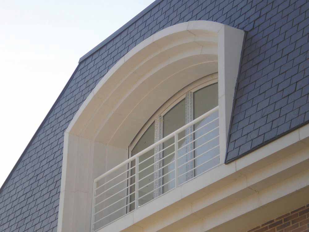 Cornisa personalizada para unifamiliar en Madrid Cornisa personalizada para unifamiliar en Madrid