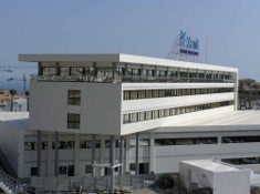 ULMA Fatxada Aireztatua, Benalmadenako Klinikan proiektuko 4. argazkia