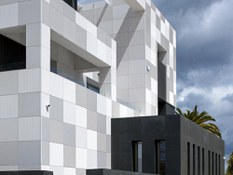 Fatxada aireztatua Unielectricaren egoitza nazional berrian, Kordoban proiektuko 3. argazkia