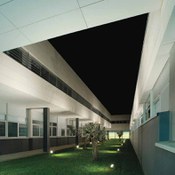 Hospital General de Menorca en Mahón con Fachada ULMA proiektuko 4. argazkia