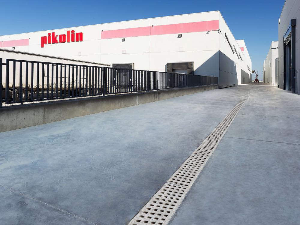 ULMA Drainatzea Pikolinen Zaragozako fabrika berrian