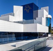 Eraikin bat birgaitzeko, ULMA terraza-aurrealdeak prefabrikatuak neurrira proiektuko 1. argazkia