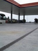 Photo 2 du projet Station d'essence  - avec caniveaux  Civil-F
