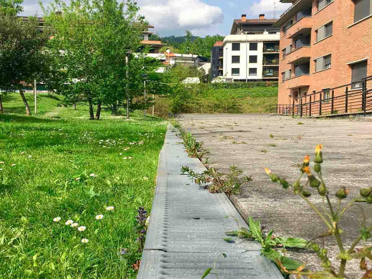 Caniveaux SELF pour zones résidentielles Caniveaux SELF pour zones résidentielles