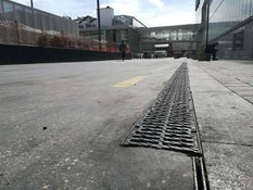 Photo 4 du projet Caniveaux ULMA pour la place Santa Barbara à Vitoria-Gasteiz (Espagne)
