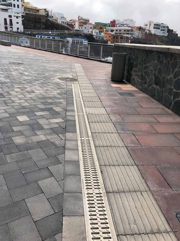 Photo 2 du projet Augmenter la durabilité des caniveaux dans les environnements côtiers