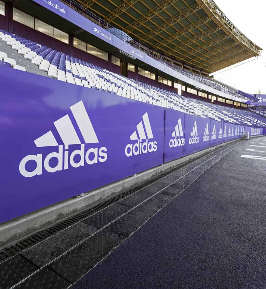 Photo 5 du projet Valladolid Stadium: caniveaux pour installer le câblage de la TV