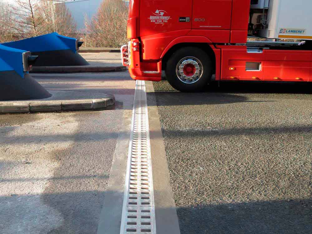 Péage_Espagne_KOMPAQDRAIN.jpg