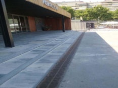 Foto n. 1 del progetto Canali ULMA nella entrata del FC Barcelona nel Camp Nou