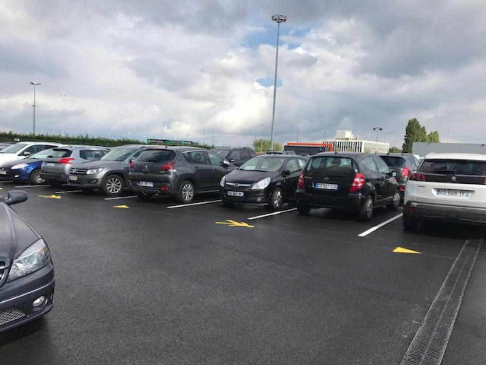 Canali MultiV+ ULMA presso l’aeroporto di Lione (Francia)