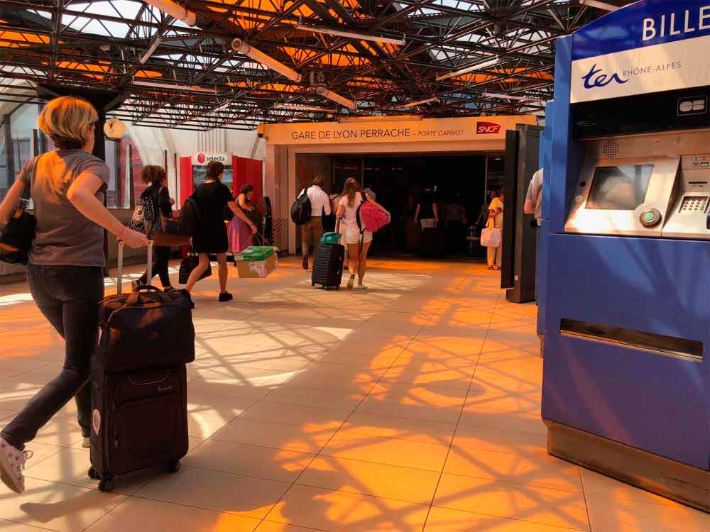 Foto n. 5 del progetto Canali ribassati per la stazione di Lyon-Perrache