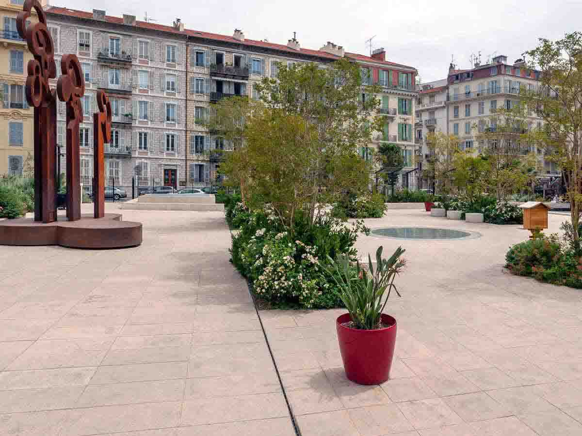 Visibilità e invisibilità Visibilità e invisibilità
