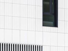 Foto n. 2 del progetto Edificio residenziale con facciata ventilata ULMA