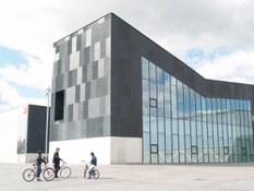 Foto n. 5 del progetto Effetto ottico con la textura Acqua nel Centro Civico Ibaiondo