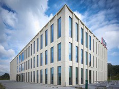 Foto n. 1 del progetto Facciata ULMA nell'edificio più ecologico di Breda