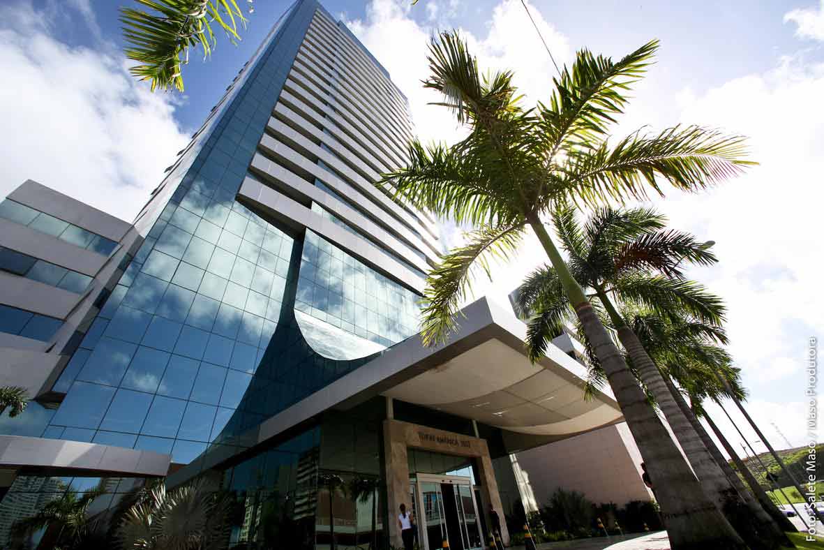 Foto n. 2 del progetto Facciata ULMA nel Salvador Shopping Business