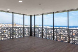 Foto n. 3 del progetto Gioco di Luce e Ombra sulla Facciata del Nuovo Municipio di Estepona