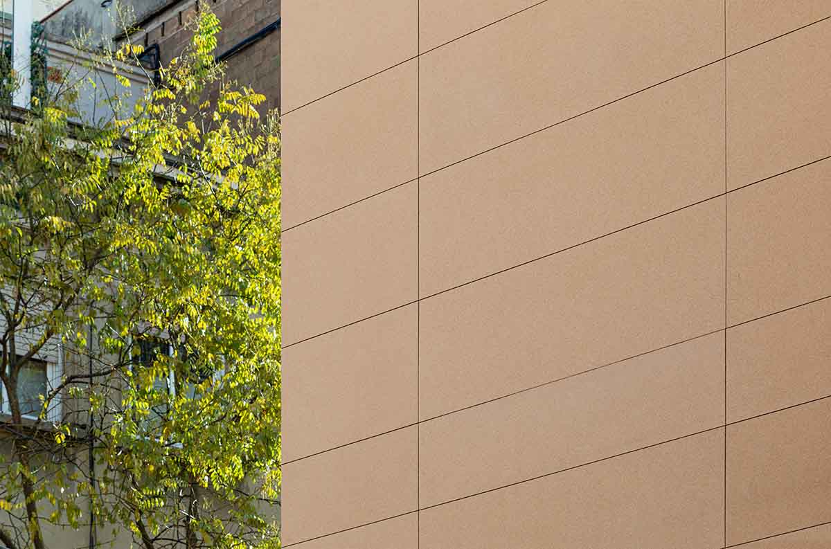Foto n. 8 del progetto La luce di Barcellona e la texture METEORA: un binomio naturale