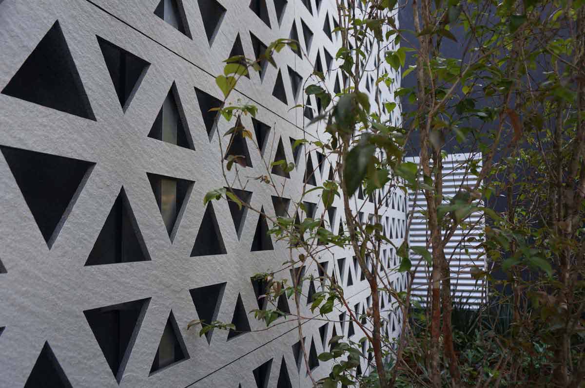 Foto n. 2 del progetto Traforo inedito per la facciata di VN Alvorada a São Paulo