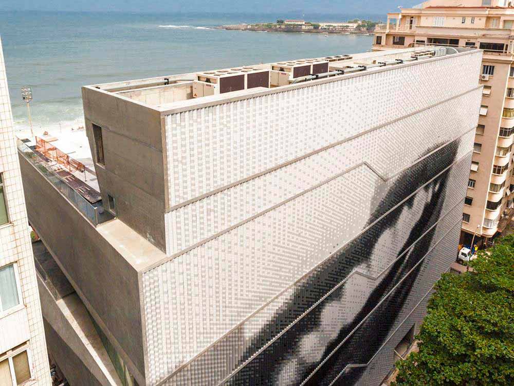 Foto 2 do projeto Fachada ULMA no Museu da Imagem e do Som – Rio