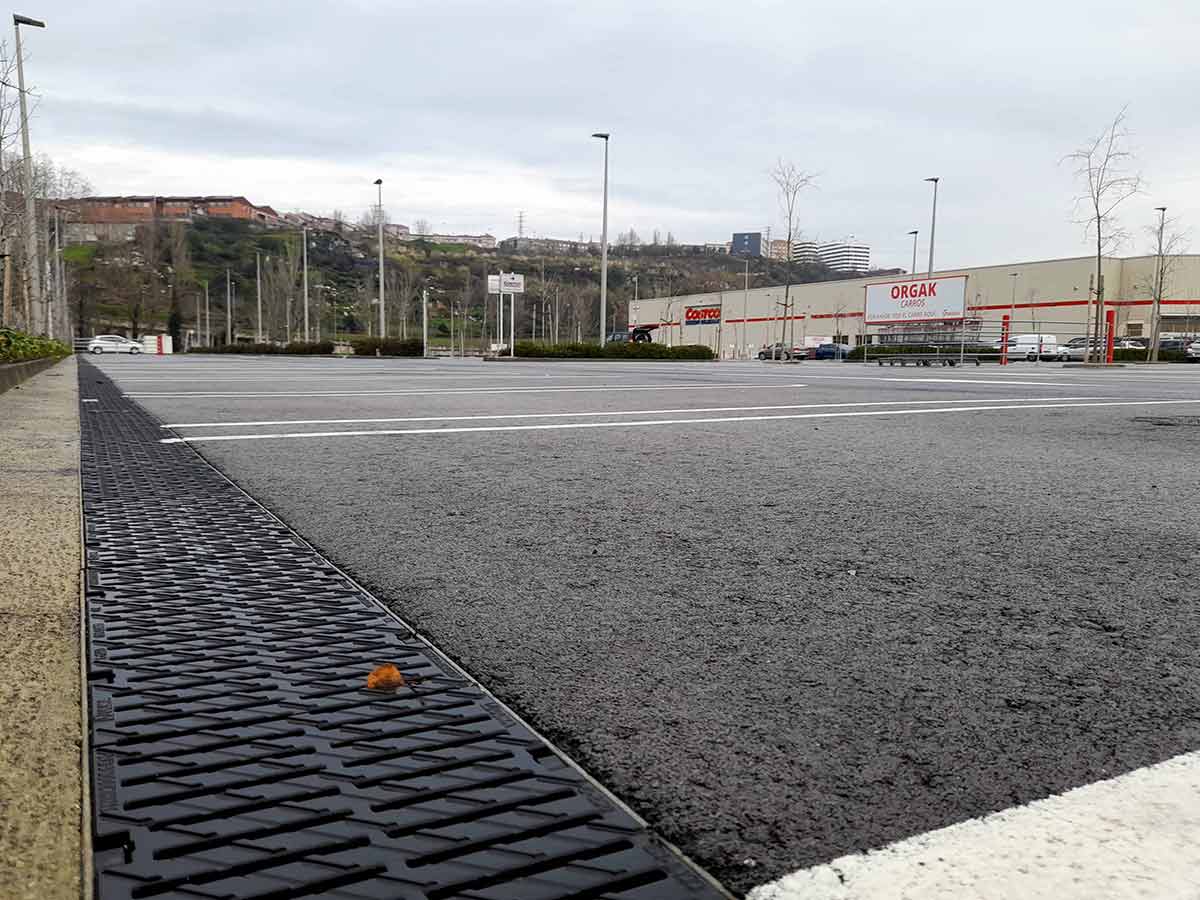 Foto 1 do projeto Centro Comercial Costco Sestao, Bizkaia (Espanha)