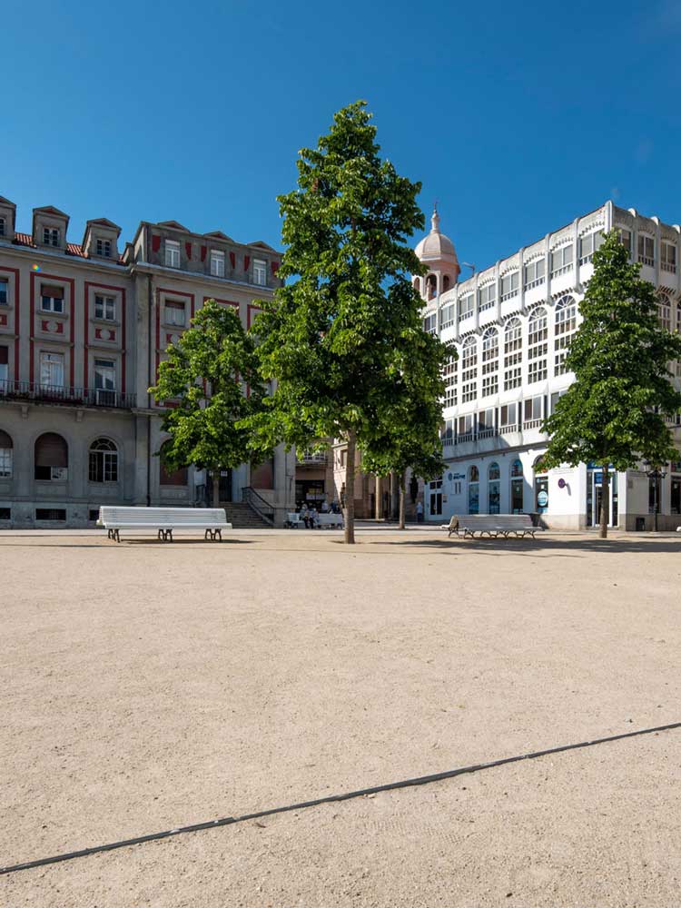 Foto 1 do projeto Praça de Armas: discrição em destaque