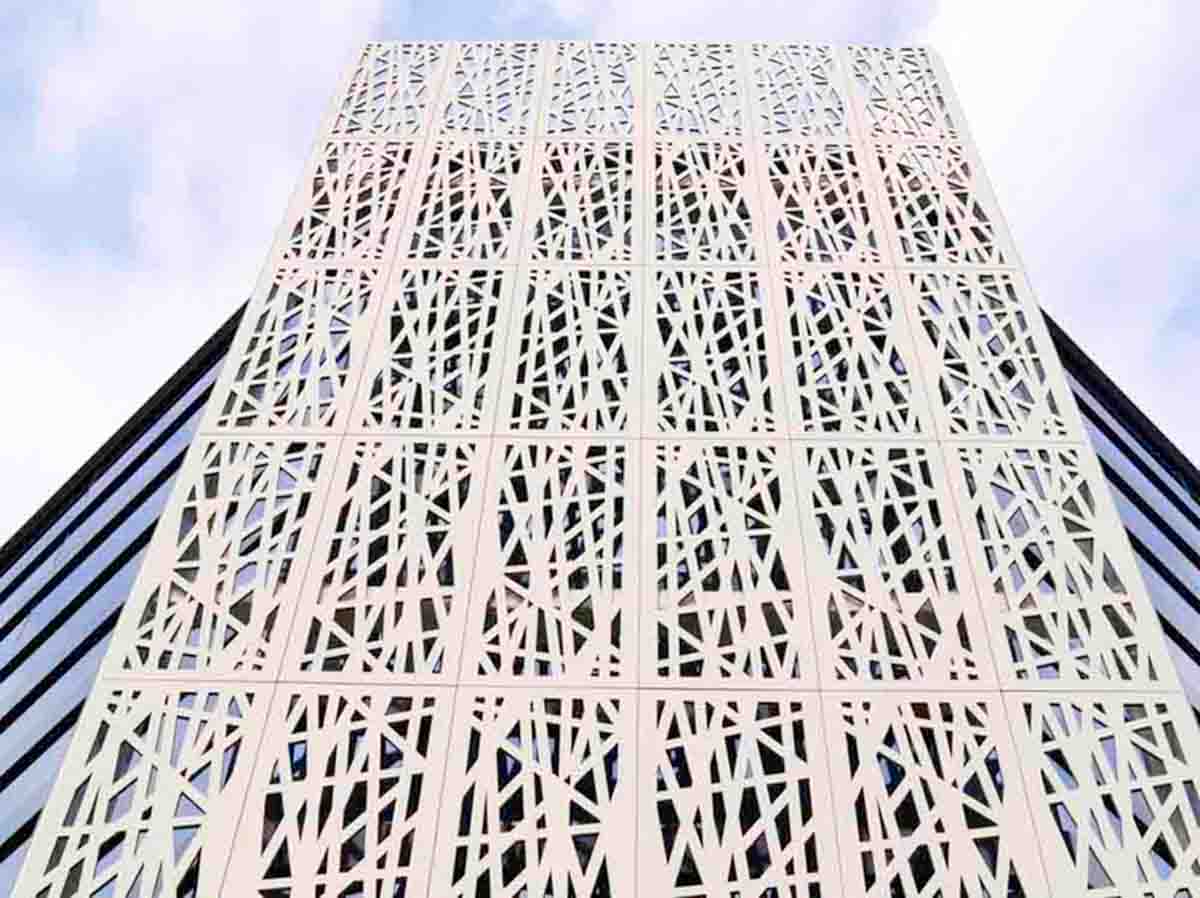 Aqui está o segredo para proteger a sua fachada do sol