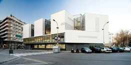 Foto 5 do projeto Colegio “El Tren de Fort Pienc”, Barcelona