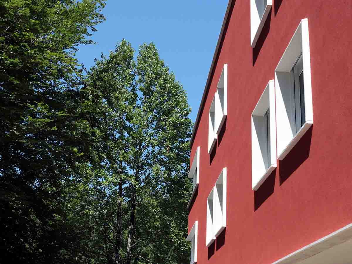 Molduras industrializadas ULMA na residência Atsobakar
